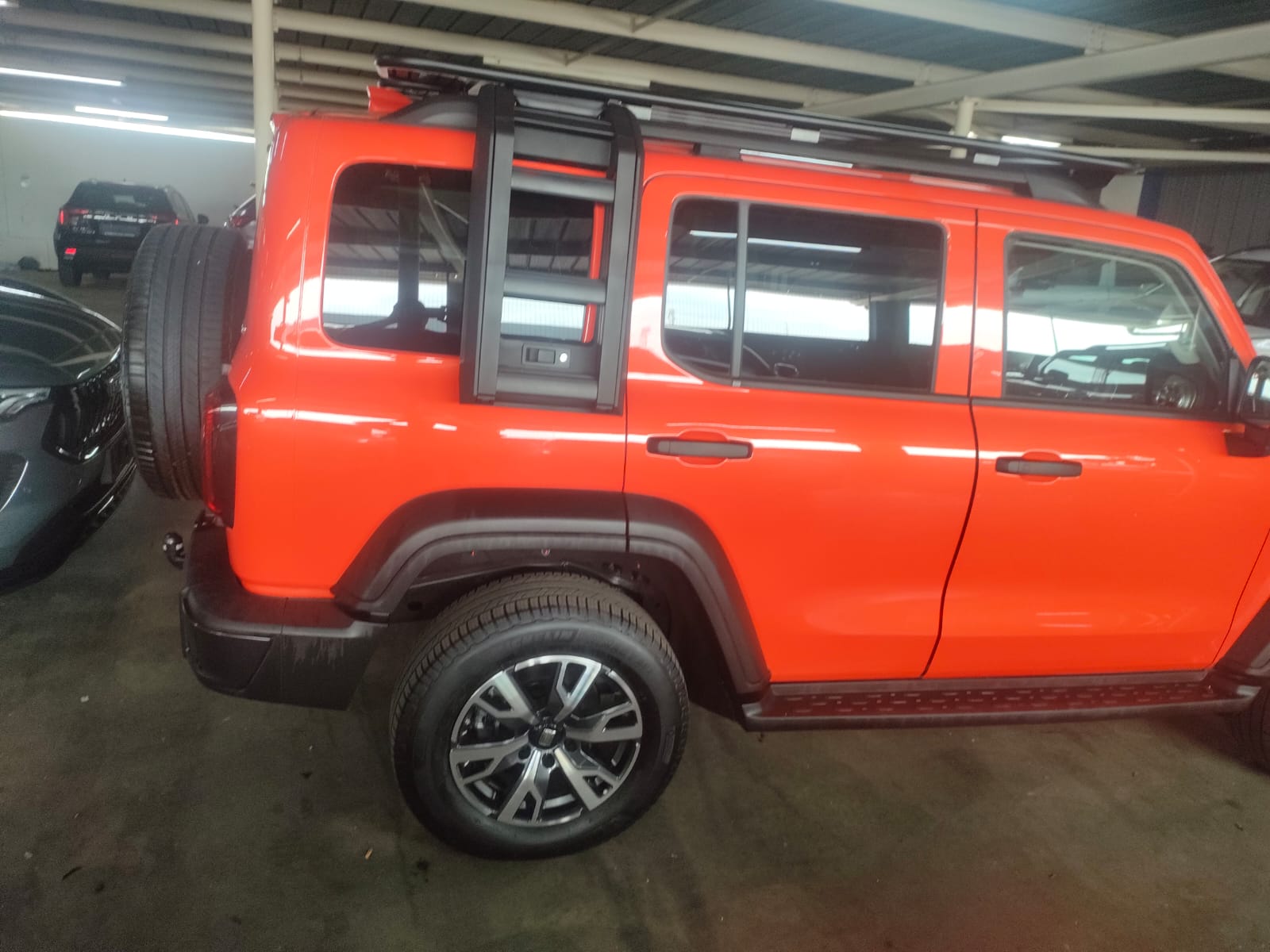 Dashboard Storage Tray